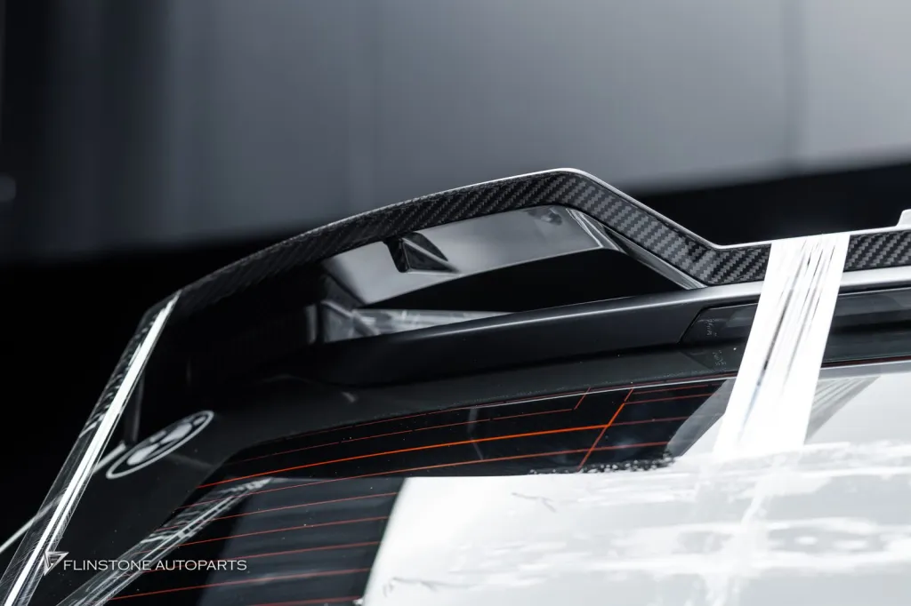 BMW XM สปอยเลอร์ Usus