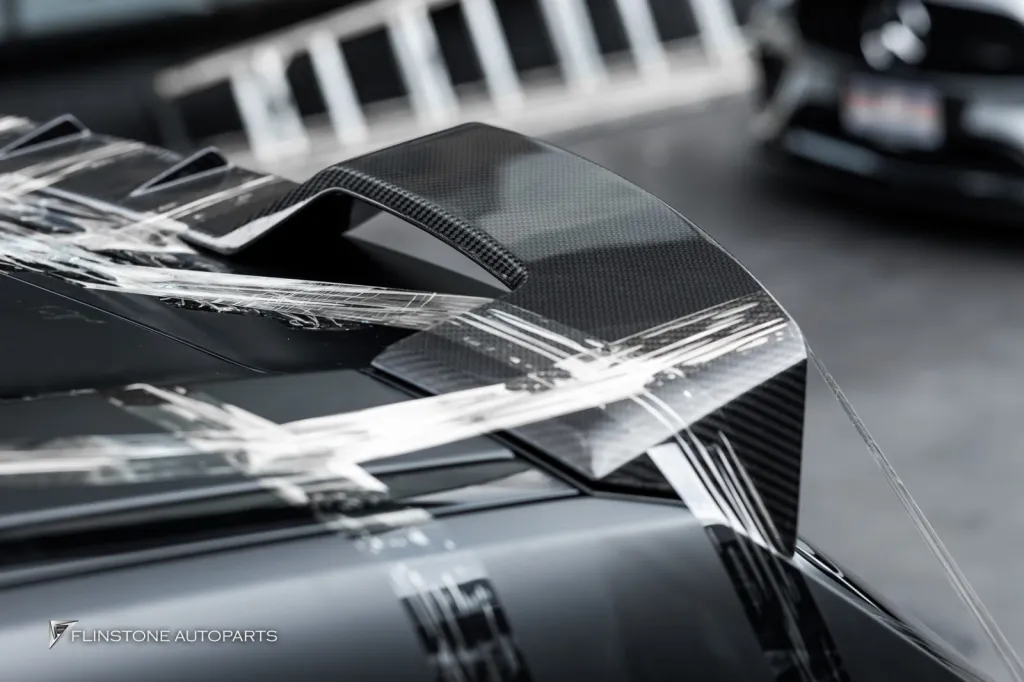 BMW XM สปอยเลอร์ Usus