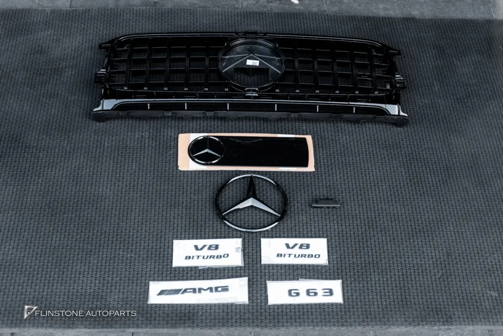 Mercedes Benz Gclass โลโก้ Night Package