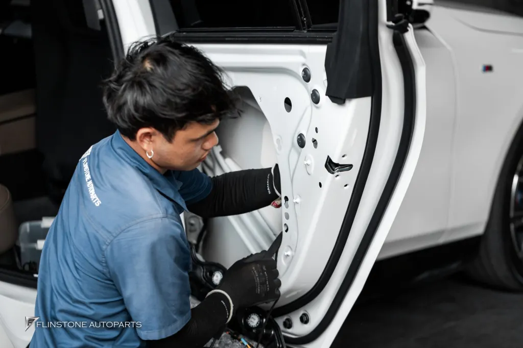BMW i5 G60 Soft-Close Doors