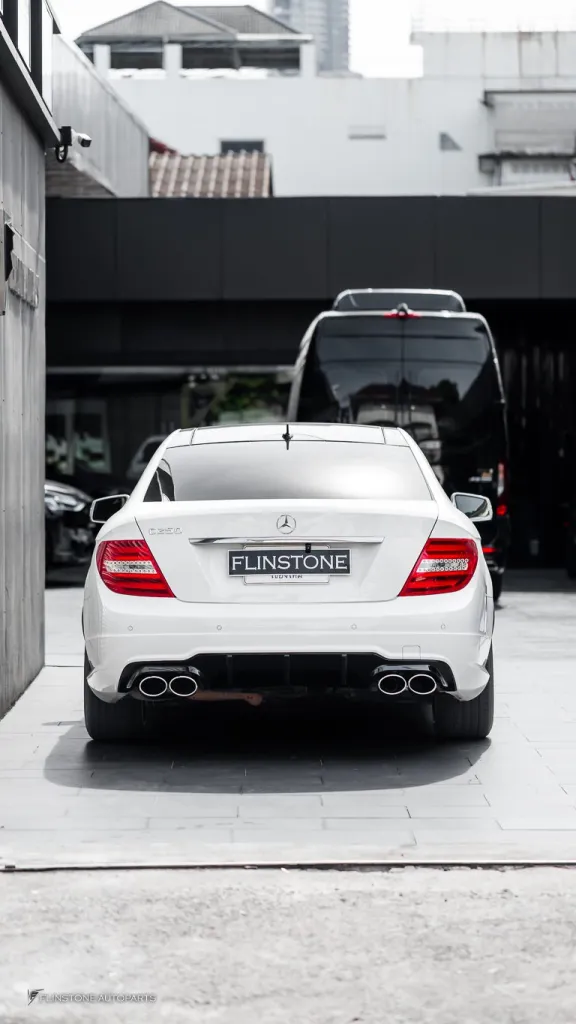 Mercedes Benz W204 Diffuser Exhaust Tips