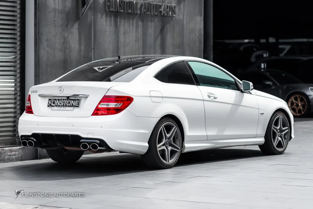 Mercedes Benz W204 Diffuser Exhaust Tips