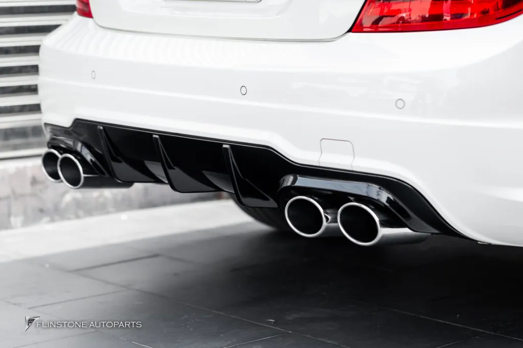 Mercedes Benz W204 Diffuser Exhaust Tips