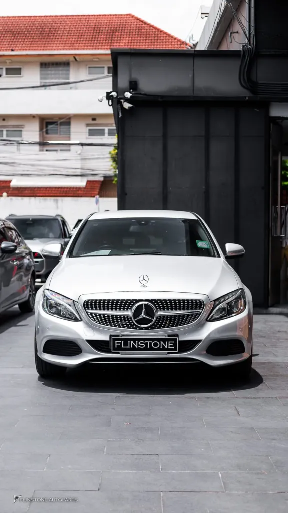 Mercedes Benz W205 Grille star