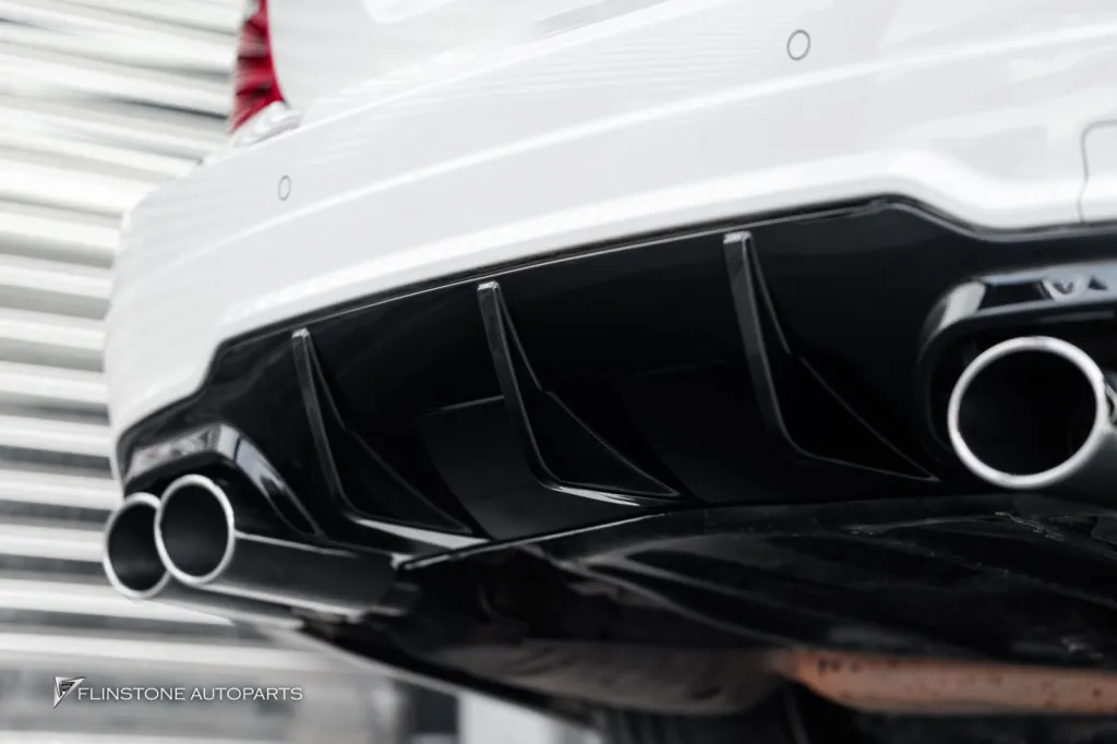 Mercedes Benz W204 Diffuser Exhaust Tips