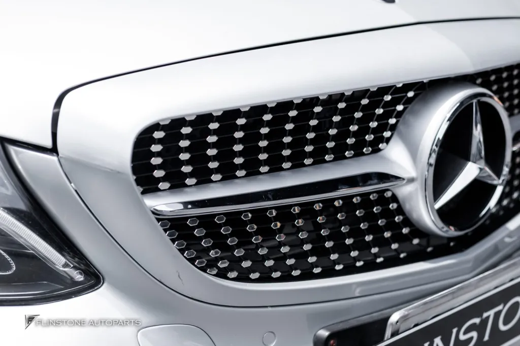 Mercedes Benz W205 Grille star