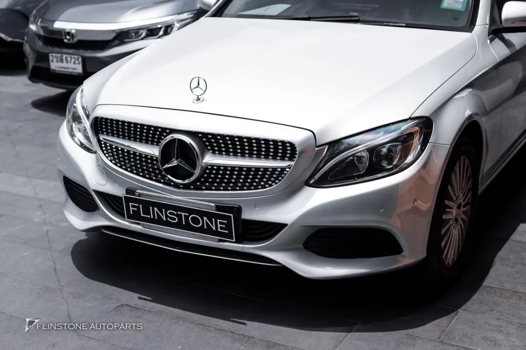 Mercedes Benz W205 Grille star