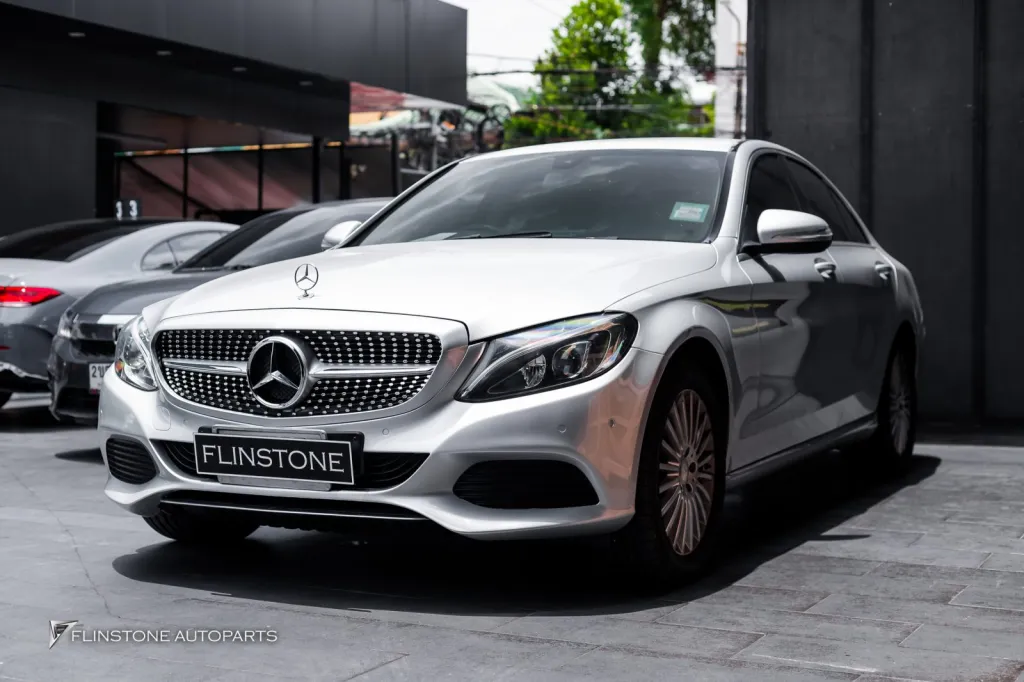 Mercedes Benz W205 Grille star