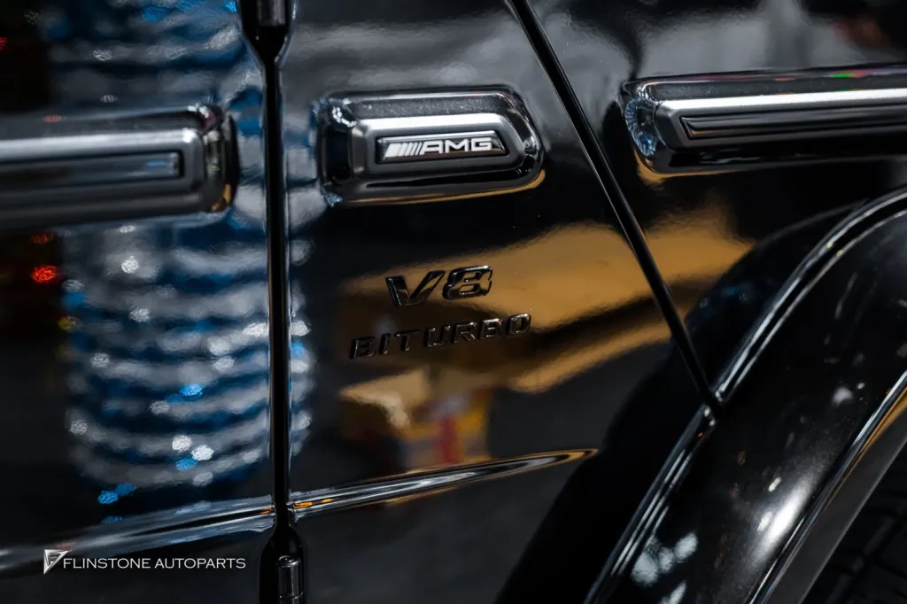 Mercedes Benz Gclass โลโก้ Night Package