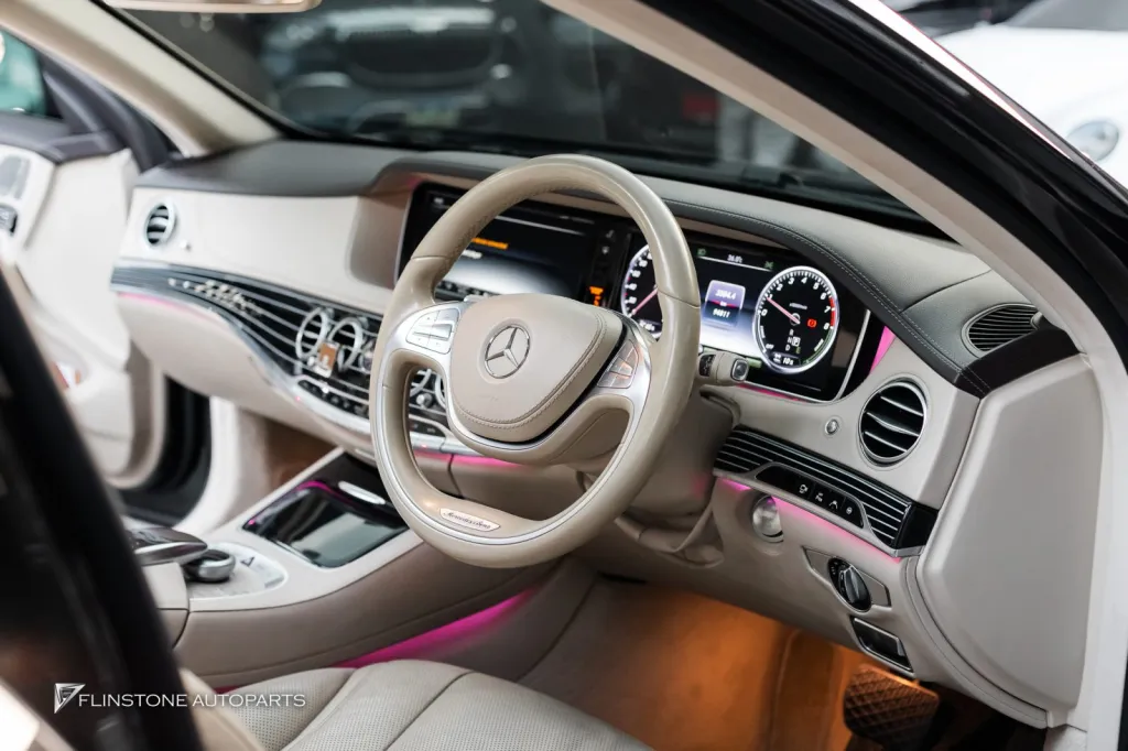 Mercedes Benz W222 พาร์ทภายใน Maybach