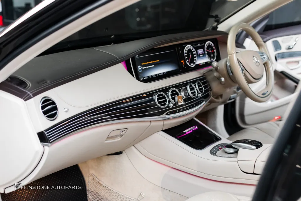 Mercedes Benz W222 พาร์ทภายใน Maybach