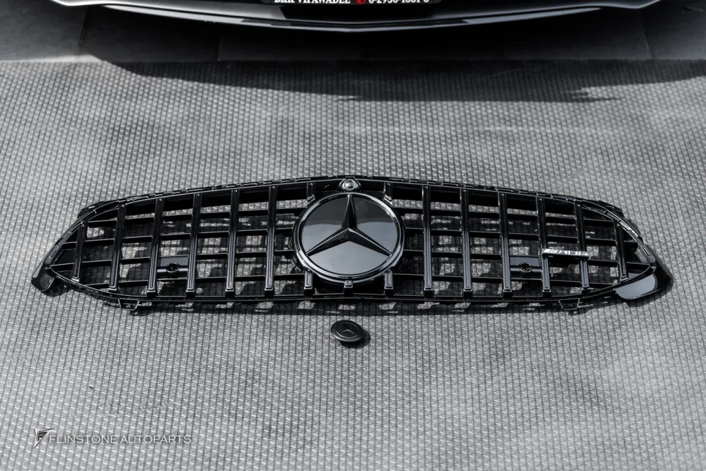 Mercedes Benz W177 กระจังหน้า