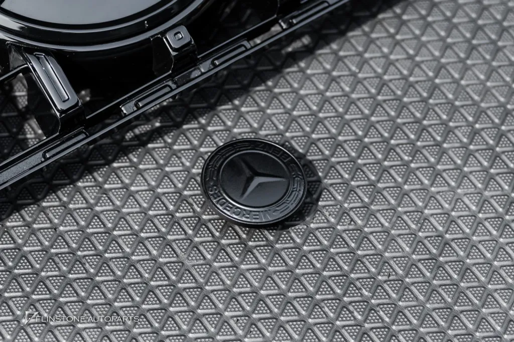 Mercedes Benz W177 กระจังหน้า