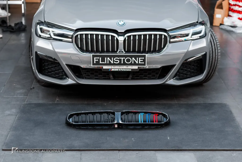 BMW G30 กระจัง LED