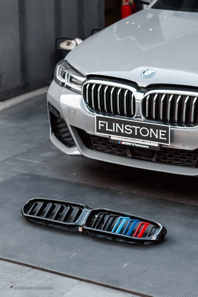 BMW G30 กระจัง LED