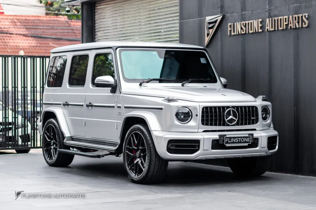 Mercedes Benz Gclass Sliding Side Steps Soft-Close Doors Keyless