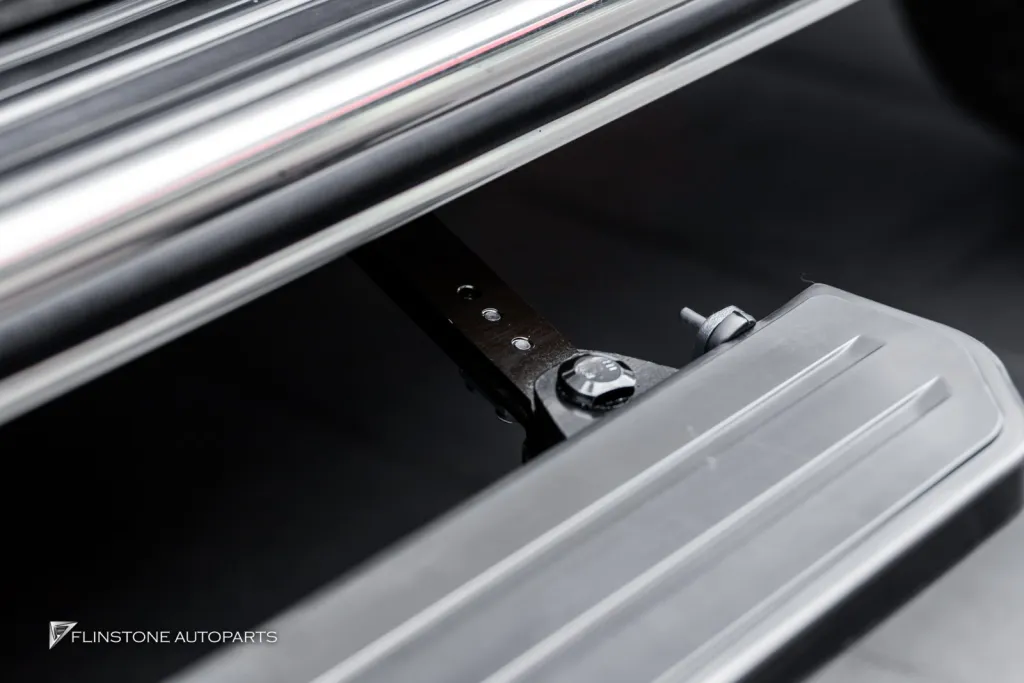 Mercedes Benz Gclass 滑动侧踏板电吸门 Keyless