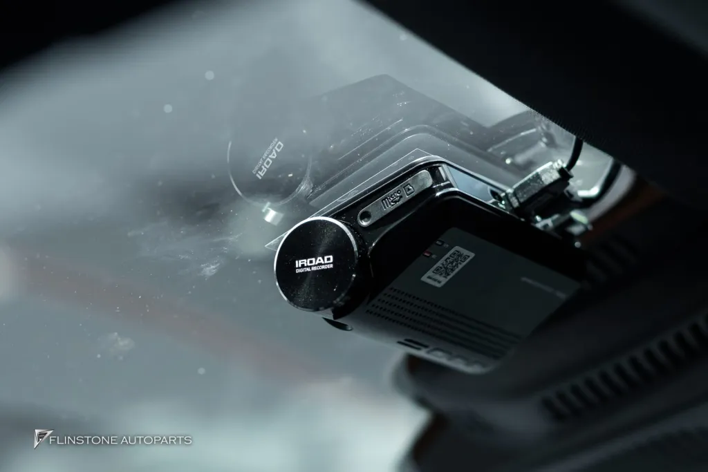Mercedes Benz Cls Camera iRoad Lip