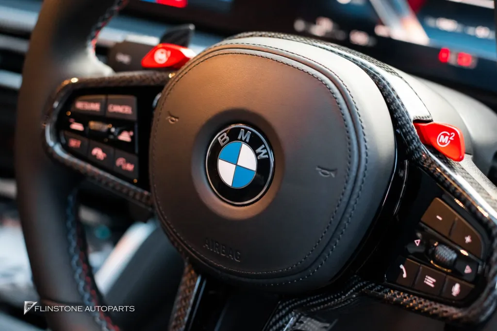 BMW G22 พวงมาลัย