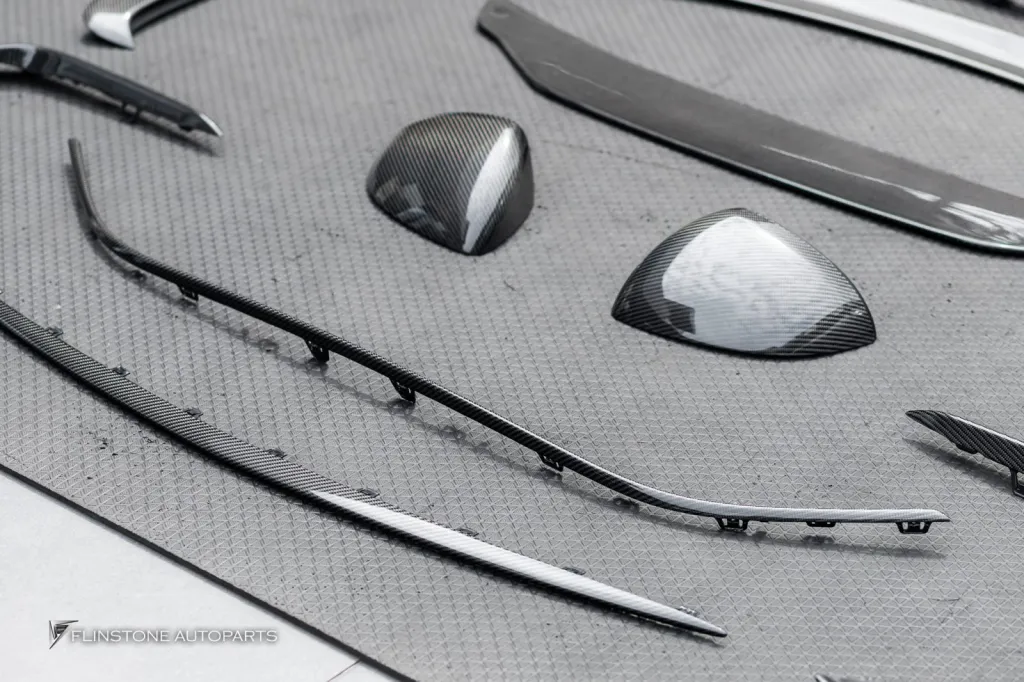 Mercedes Benz CLE53 พาร์ทคาร์บอนรอบคัน