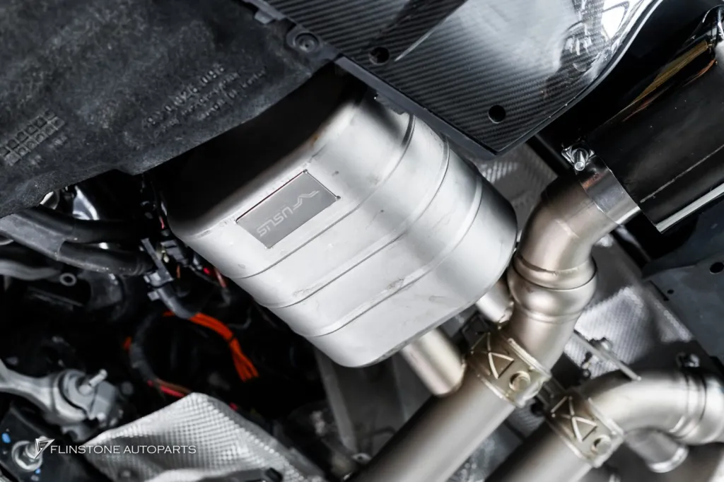 Porsche Cayenne Turbo ท่อ Usus