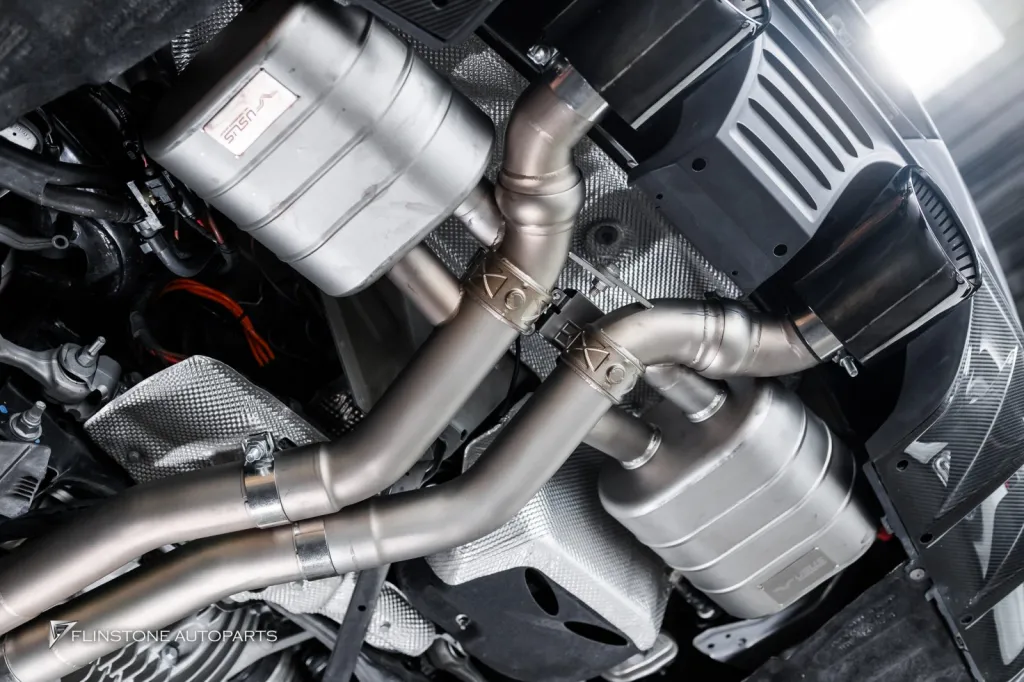 Porsche Cayenne Turbo ท่อ Usus