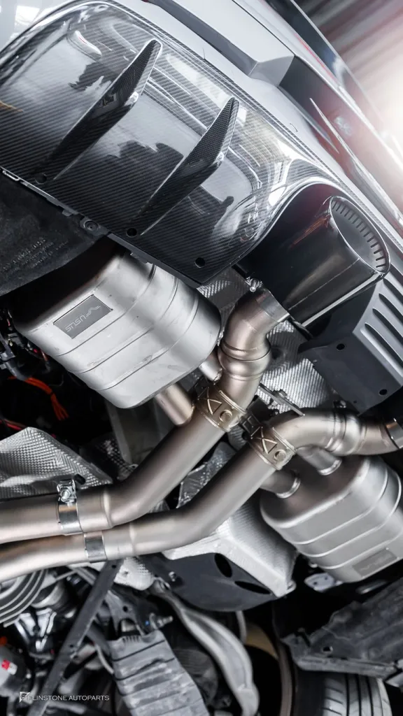 Porsche Cayenne Turbo ท่อ Usus