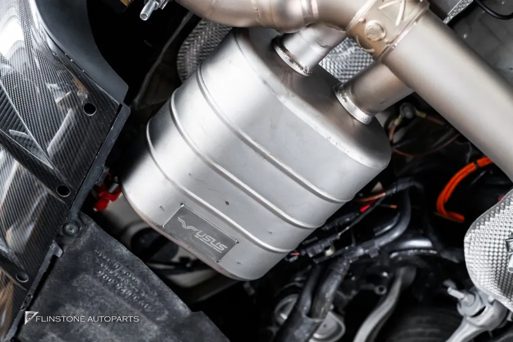 Porsche Cayenne Turbo ท่อ Usus