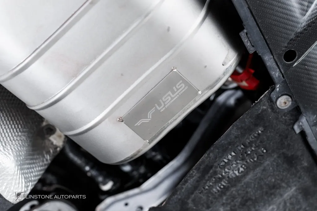 Porsche Cayenne Turbo ท่อ Usus