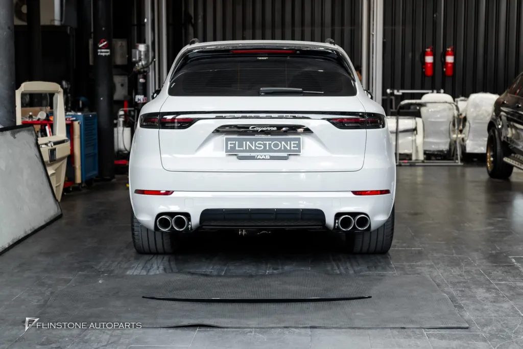 Porsche Cayenne สปอยเลอร์