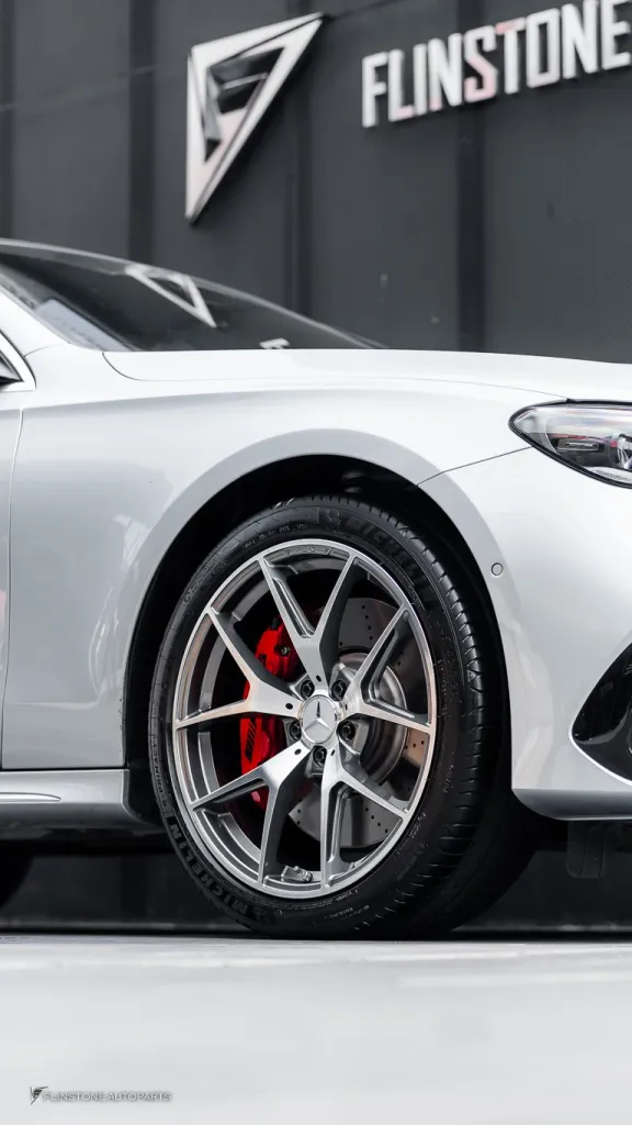 Mercedes Benz W214 ล้อ Usus