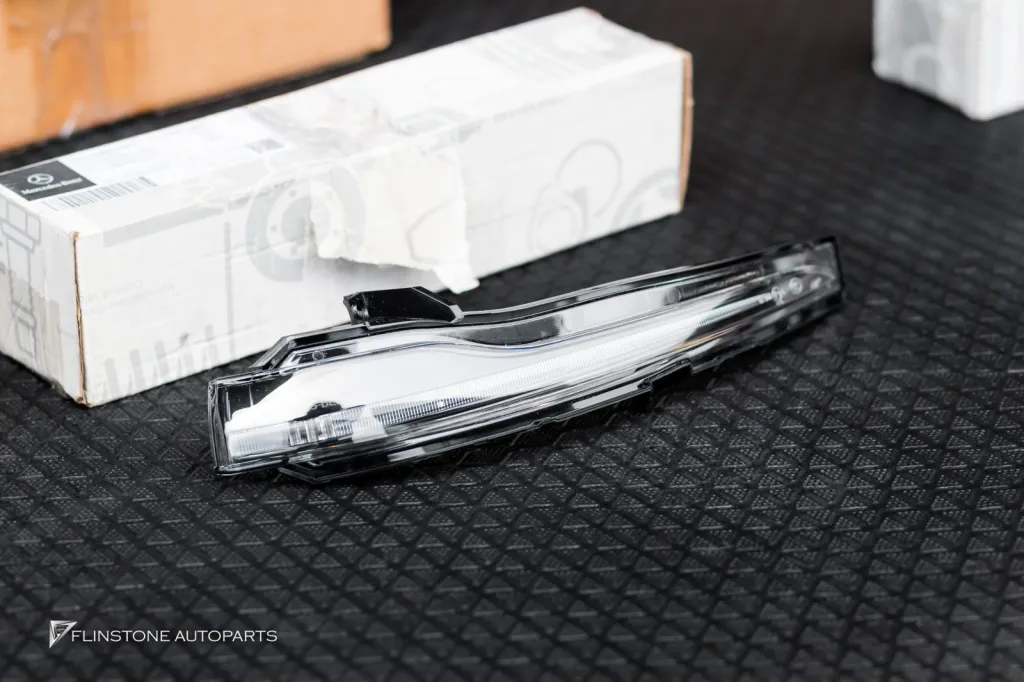 Mercedes Benz Gclass ไฟกระจกข้าง ไฟท้าย
