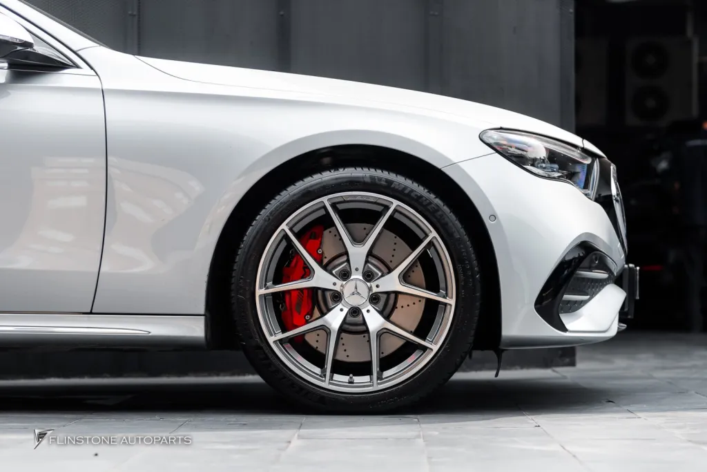 Mercedes Benz W214 ล้อ Usus