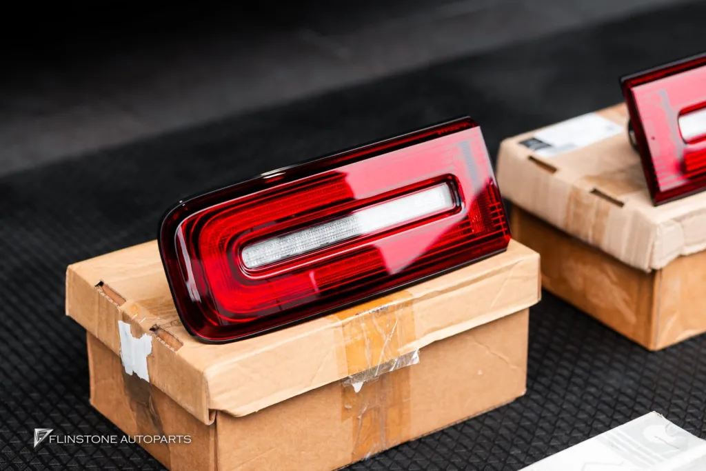 Mercedes Benz Gclass ไฟกระจกข้าง ไฟท้าย