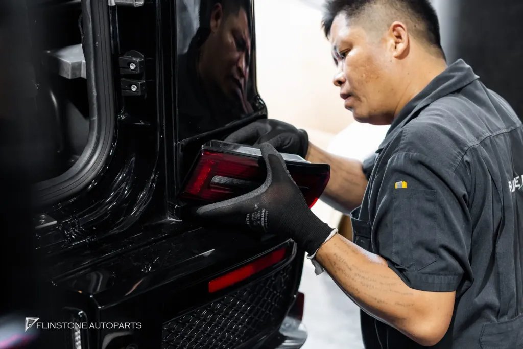 Mercedes Benz Gclass ไฟกระจกข้าง ไฟท้าย