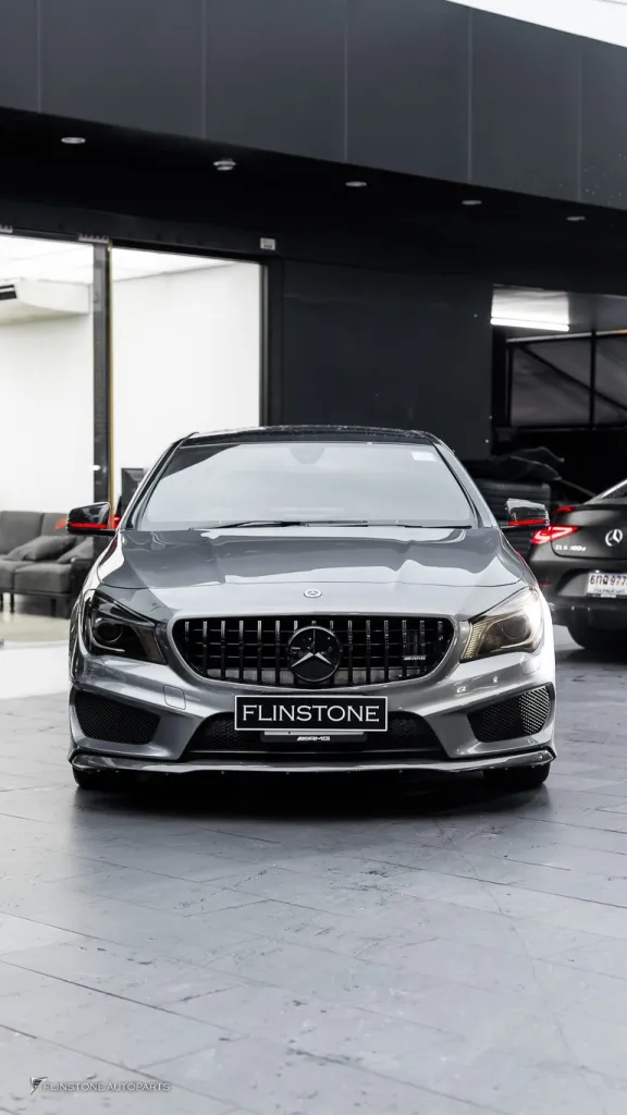 Mercedes Benz Cla 前唇车牌框车标 Amg 黑色