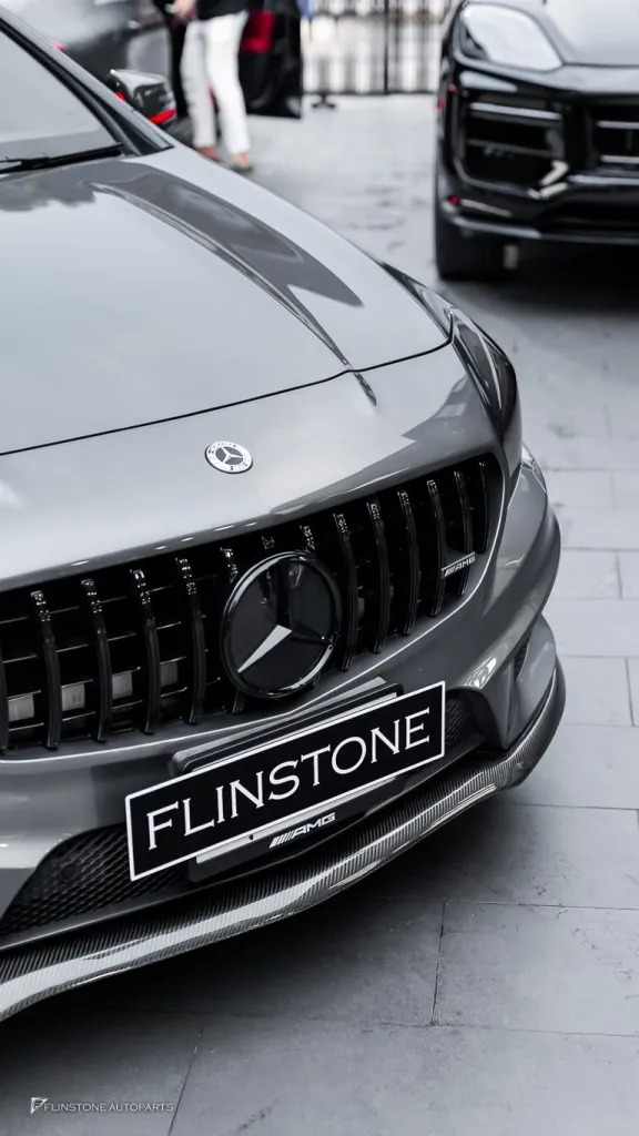 Mercedes Benz Cla 前唇车牌框车标 Amg 黑色