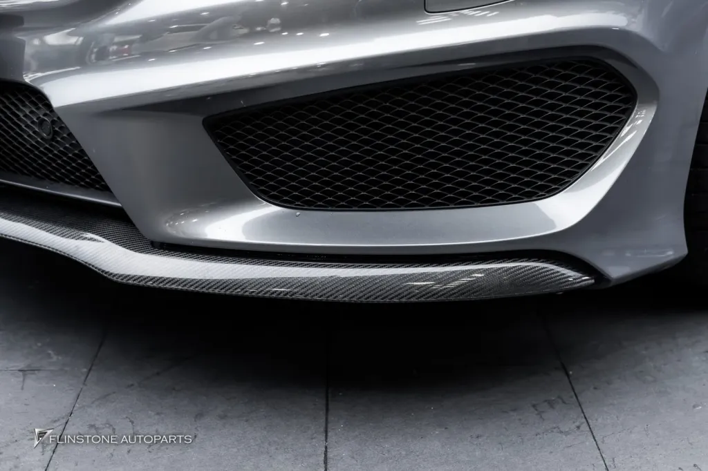 Mercedes Benz Cla 前唇车牌框车标 Amg 黑色