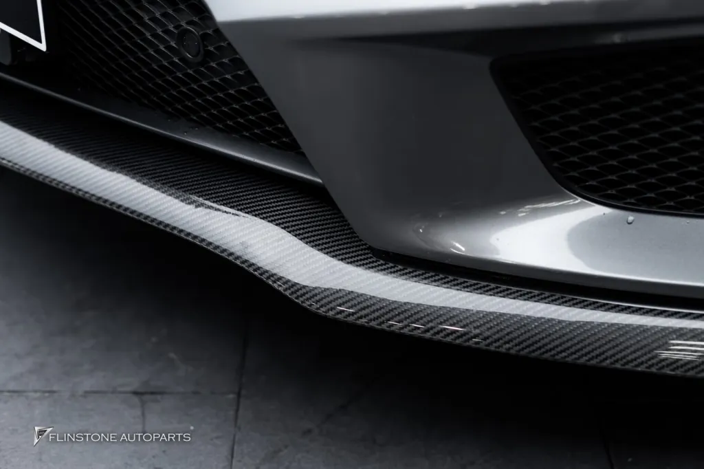 Mercedes Benz Cla 前唇车牌框车标 Amg 黑色