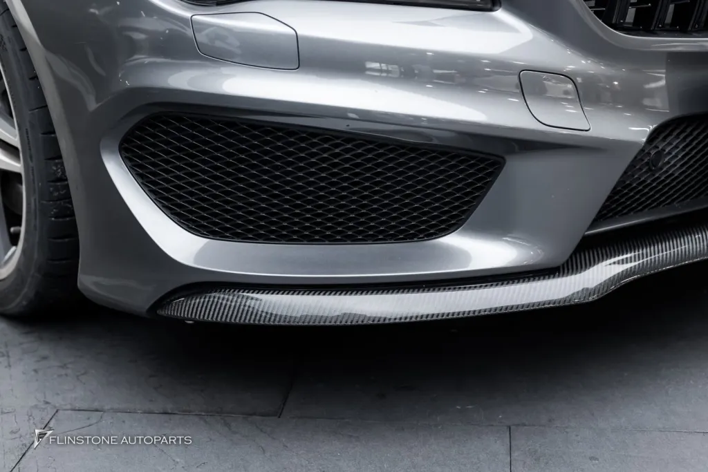 Mercedes Benz Cla 前唇车牌框车标 Amg 黑色