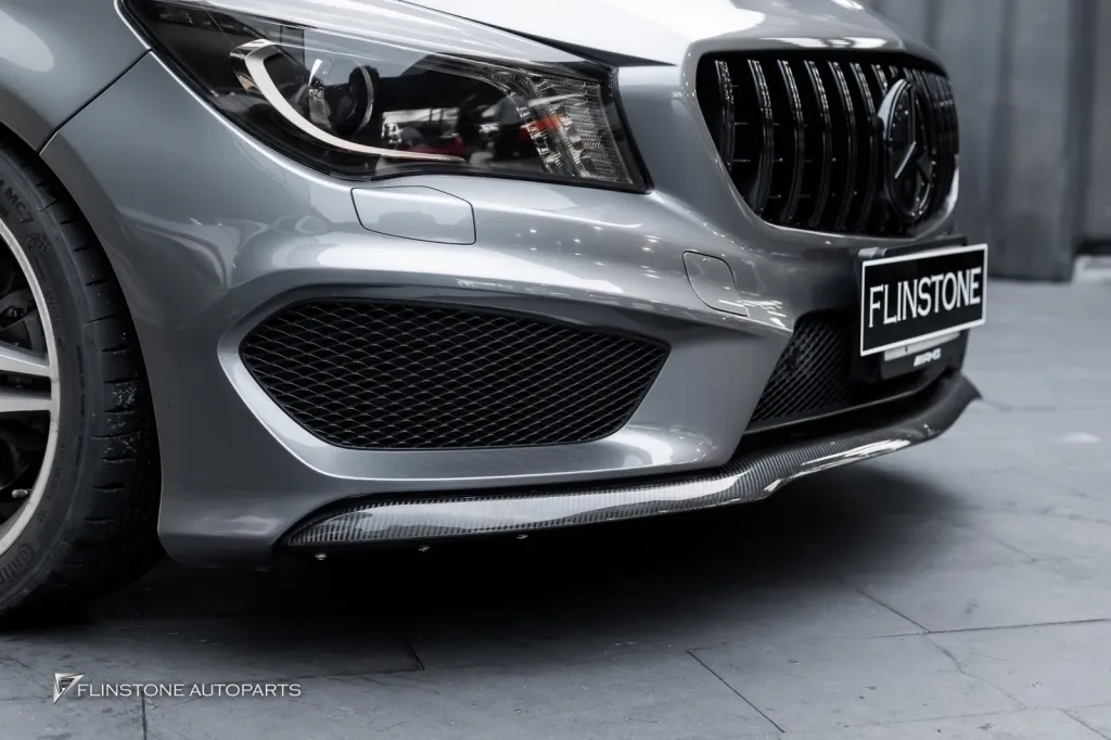 Mercedes Benz Cla 前唇车牌框车标 Amg 黑色