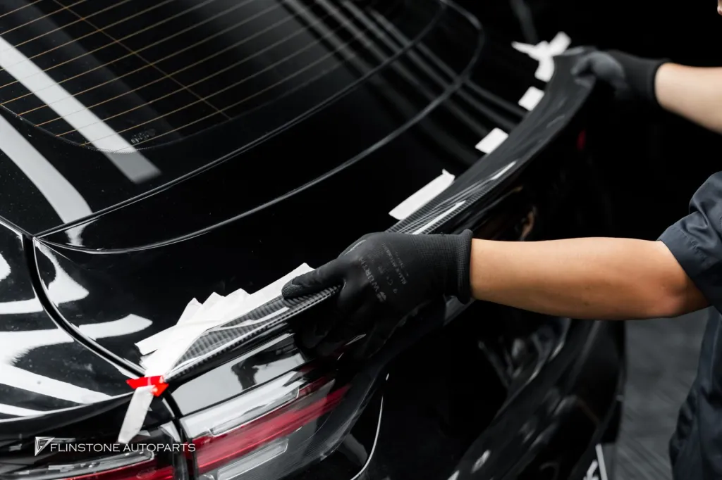 Porsche Cayenne สปอยเลอร์ Usus