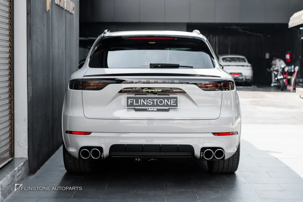 Porsche Cayenne สปอยเลอร์