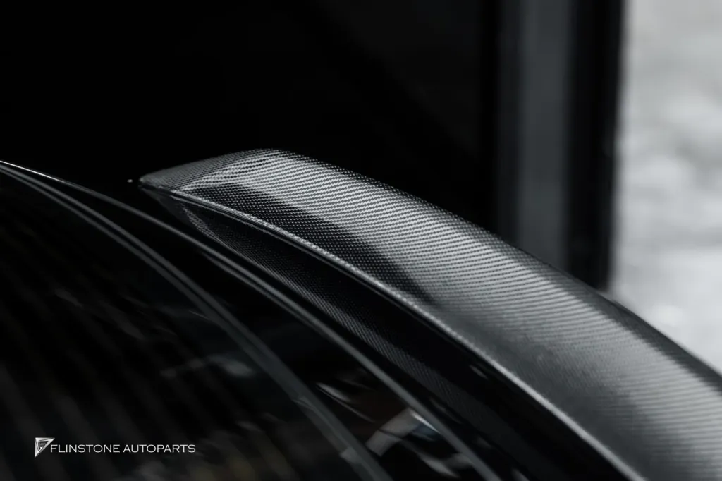 Porsche Cayenne สปอยเลอร์ Usus