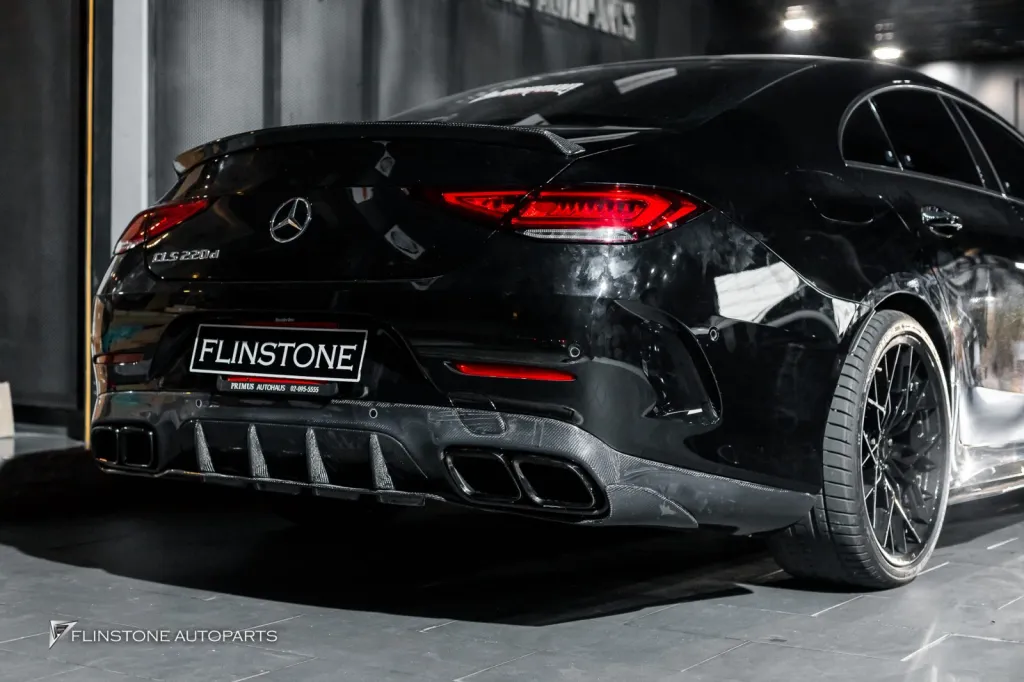 Mercedes Benz Cls พาร์ทคาร์บอนรอบคัน เบรค ปลายท่อ กระจัง