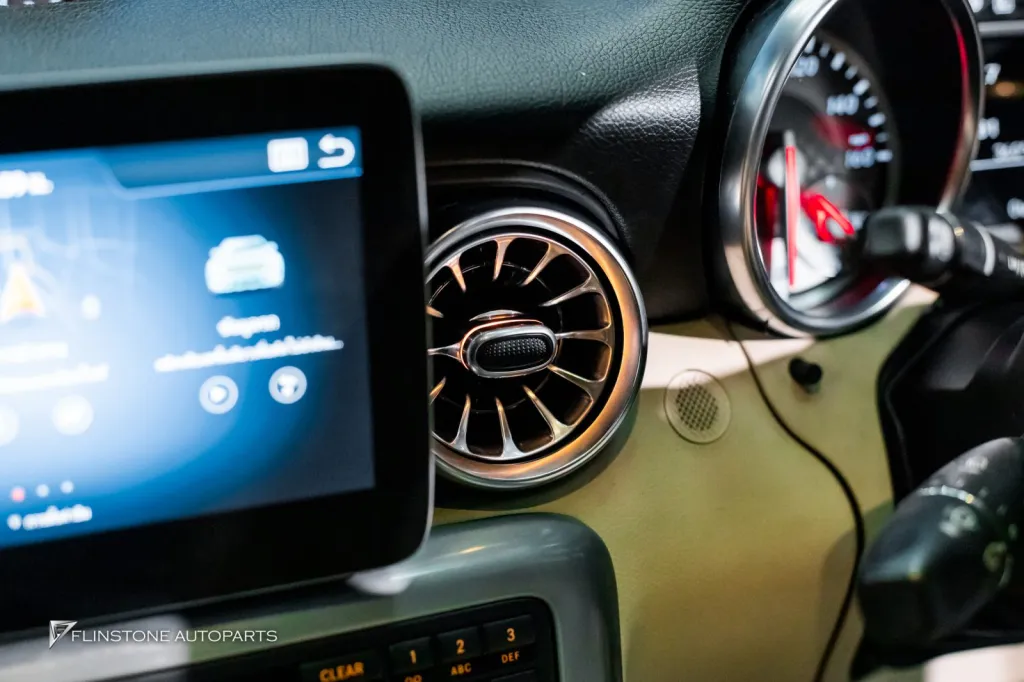 Mercedes Benz Slk ไฟช่องแอร์ ไฟใต้ท้อง