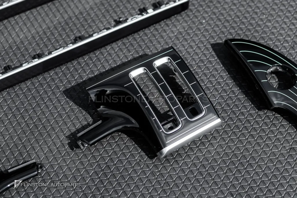 Mercedes Benz Sclass W223 Ambient Light แผงคอนโซล