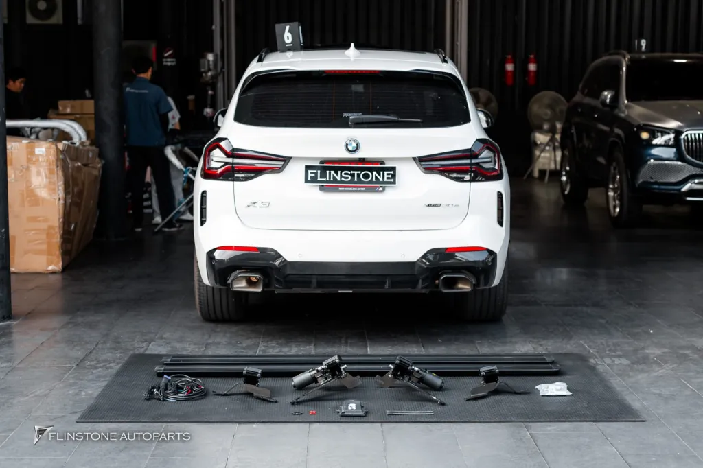 BMW X3 บันไดไฟฟ้า