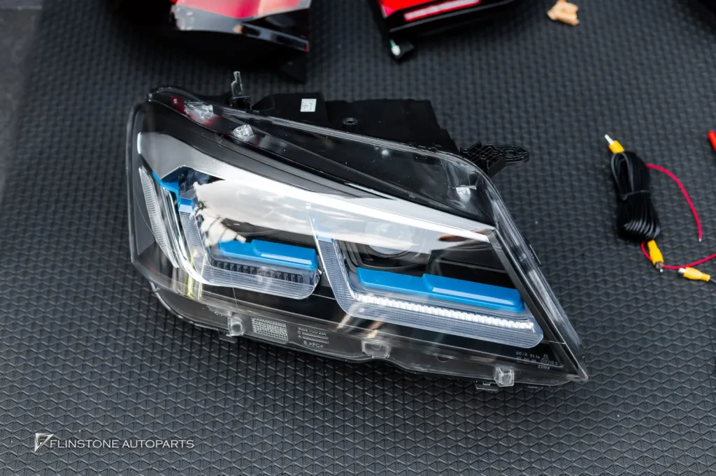 BMW F25 จอ กล้องหลัง ไฟน้า ไฟท้าย กระจัง