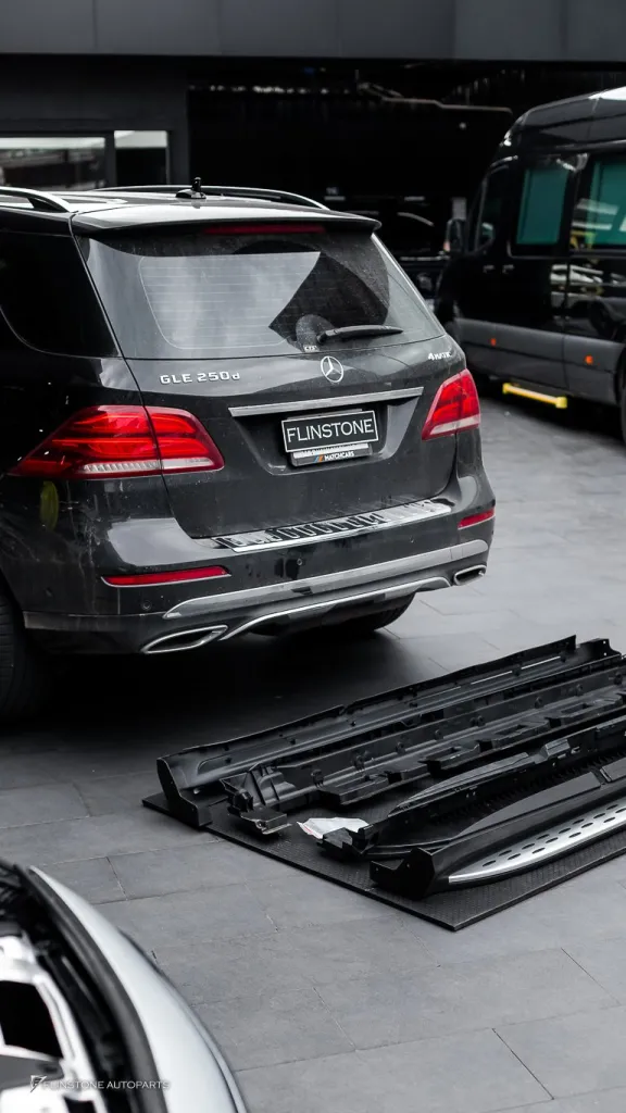 Mercedes Benz Gle บันไดข้าง